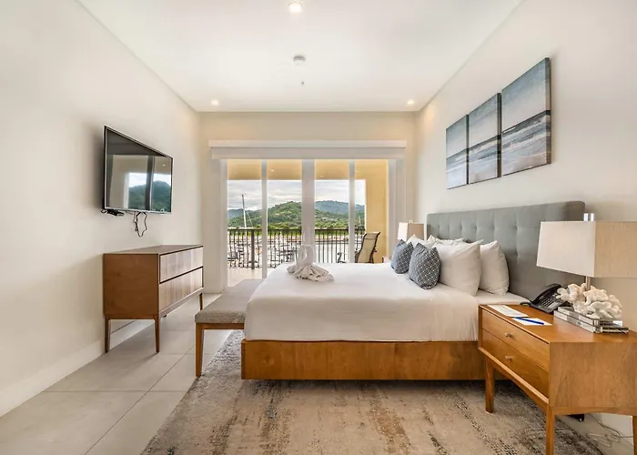 Marina View 3 Br Villa *